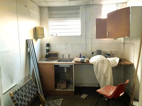 Kitchen/Office
