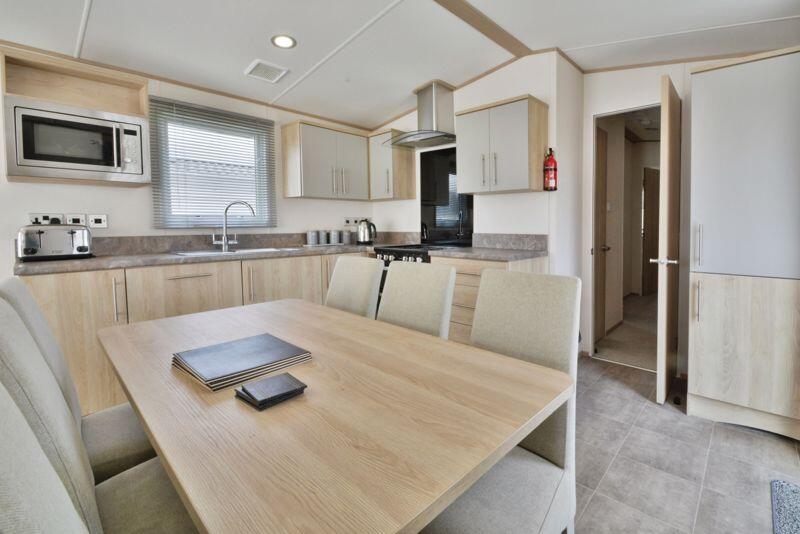 Willow View, Cotswold Hoburne, Cotswold Lakes photo 4