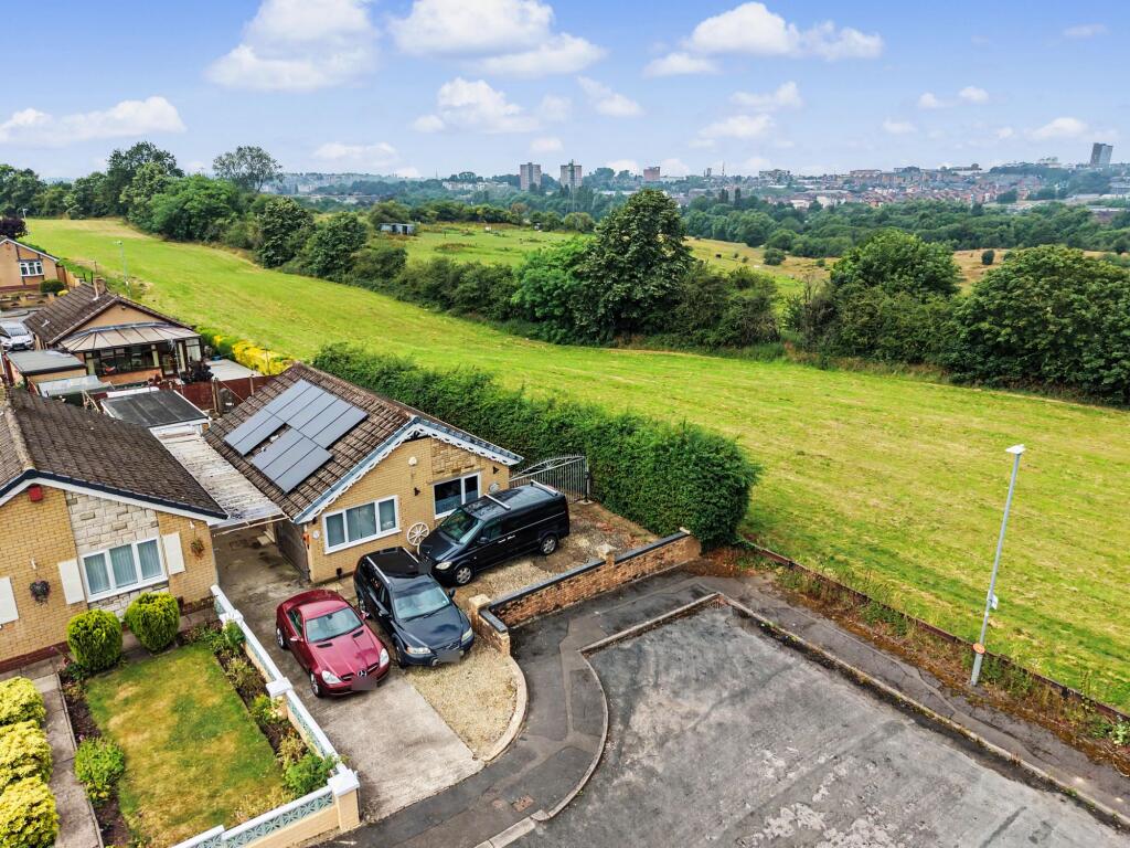 Main image of property: Conford Close, Eaton Park, Stoke-on-Trent