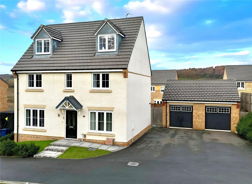 5-bed detached on Nightingale Road, Guisborough, TS14, £415,000