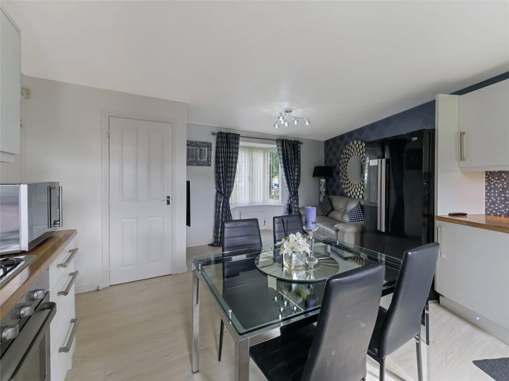 House in Cambuslang, Newton Farm, Newton - View 5