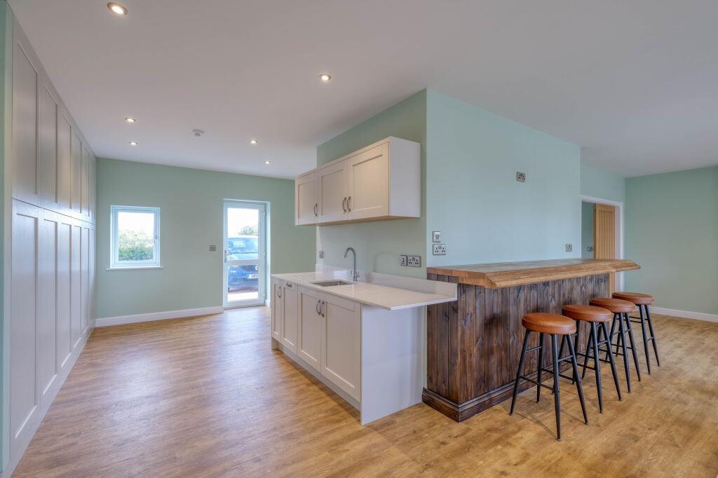 Additional image 17 of Droitwich Road, Bradley Green, B96