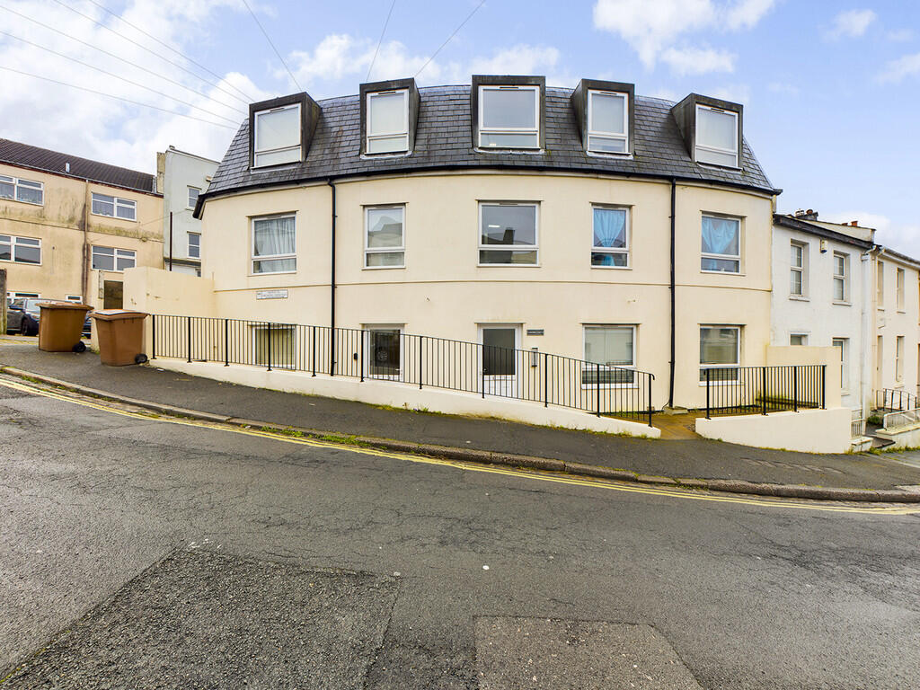 Apartment in Plymouth, Pennycomequick - View 2