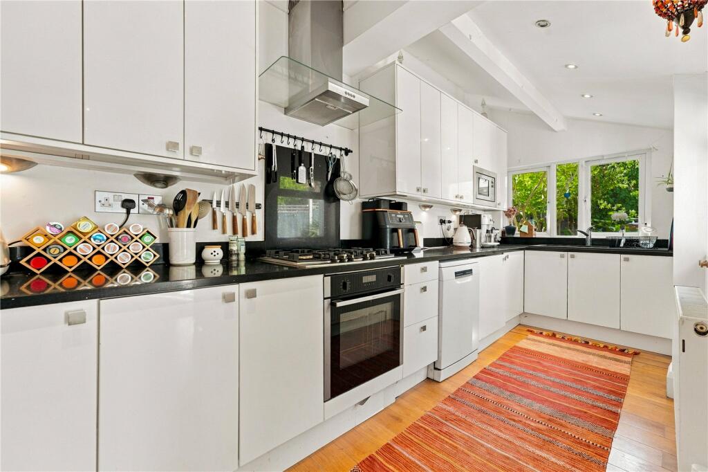 House in Bristol - View 5