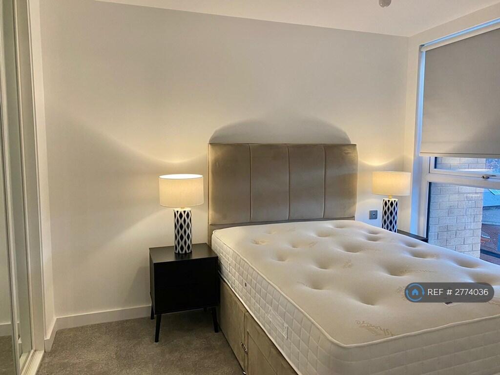 Apartment in Manchester - View 2