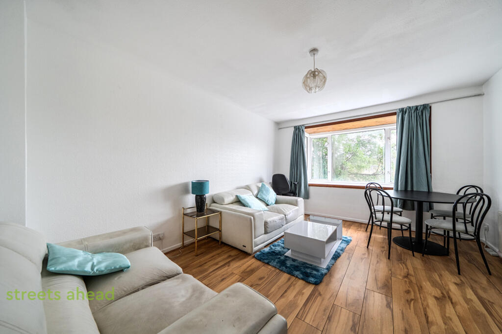 Main image of property: Chichester Road, Croydon, CR0
