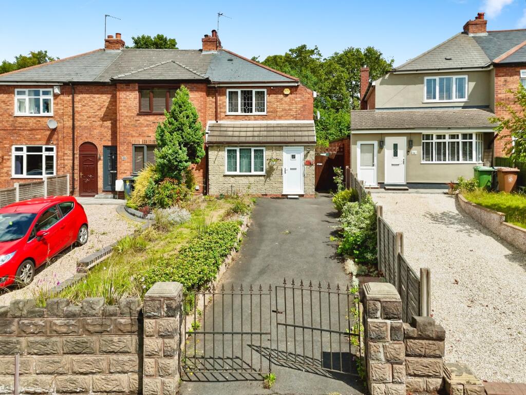 House in Walsall, Daw End, Coal Pool