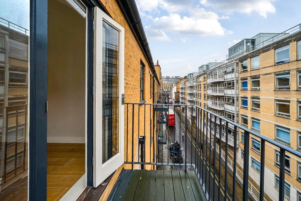 Apartment in London - View 3