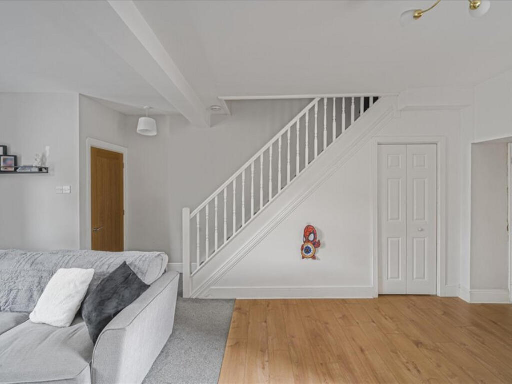 House in Pontypridd, Graigwen - View 4