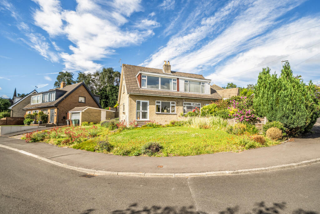Main image of property: Knoll Wood Park, Leeds, LS18 4