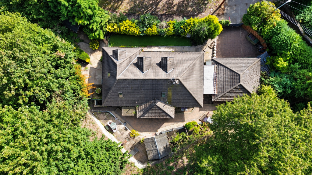 House in Wakefield - View 2