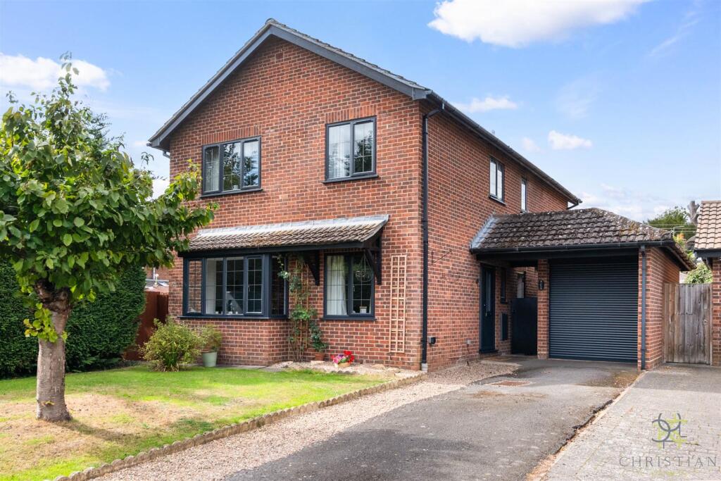4-bed detached on 2, Cornmill Close, Elmley Castle, Pershore, £475,000