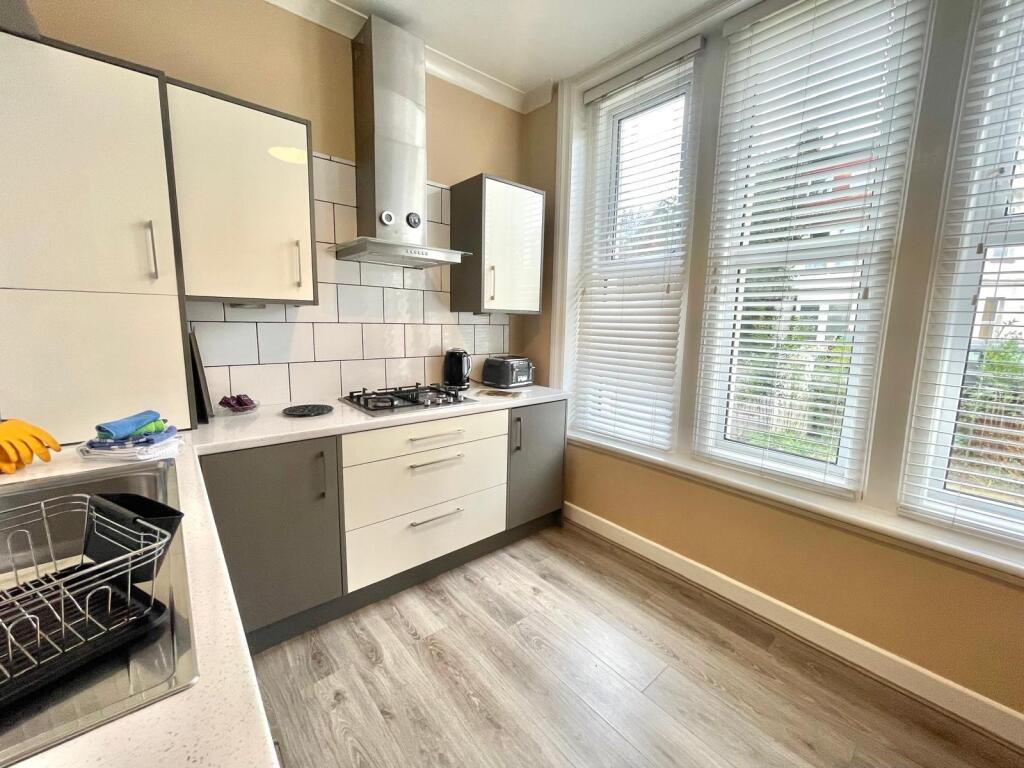 Apartment in Bournemouth - View 5