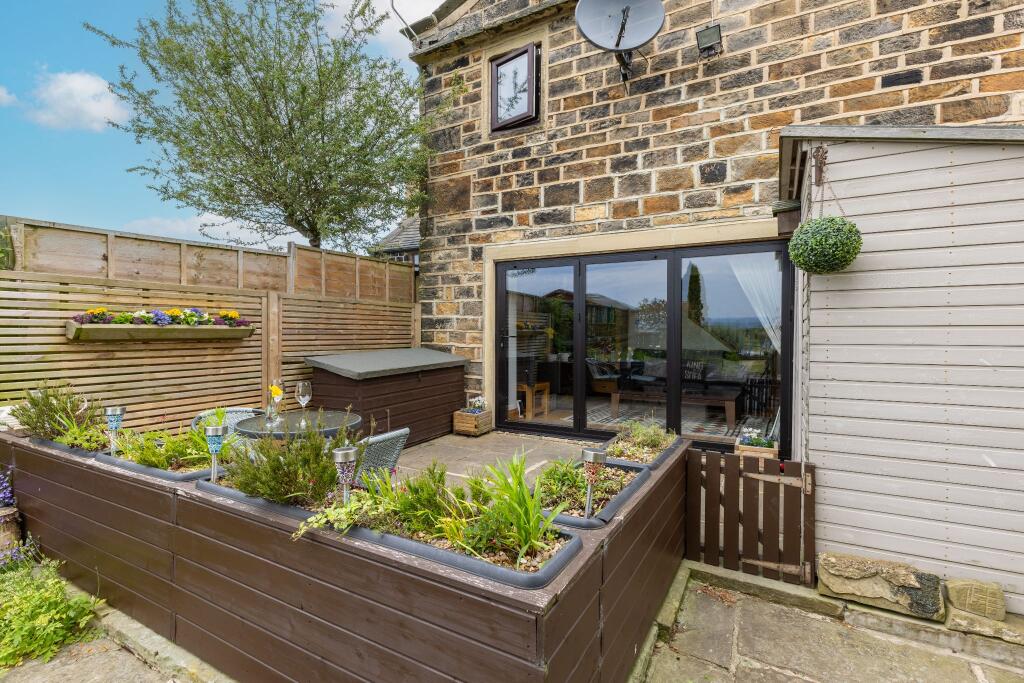 Additional image 19 of Saxon Court, Wyke, BD12 8EW