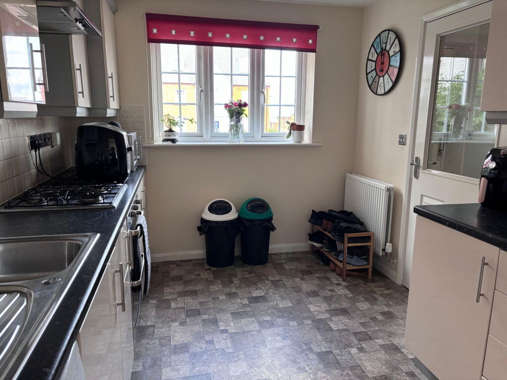 House in South Derbyshire, Derbyshire - View 3