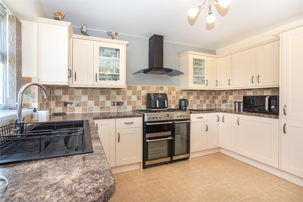 Dulas, Isle of Anglesey, LL70 photo 3