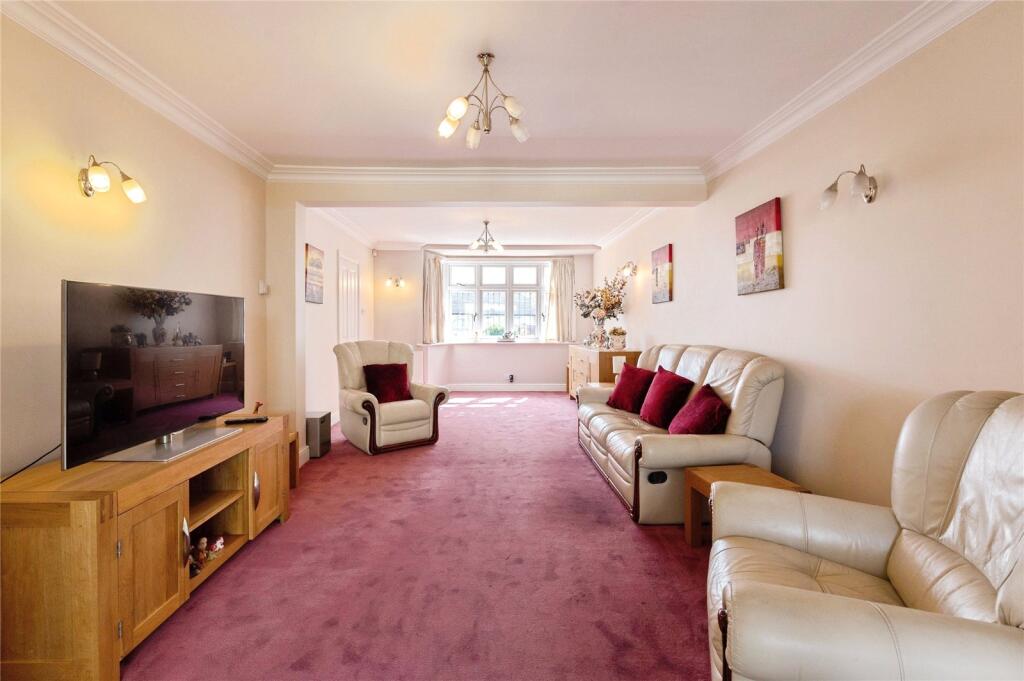 House in Romford - View 5