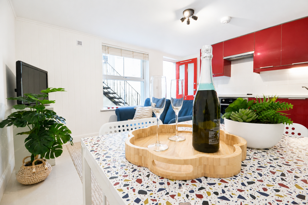 Apartment in Chichester, St James's - View 3