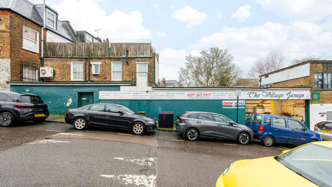 Cressida Road 44C...