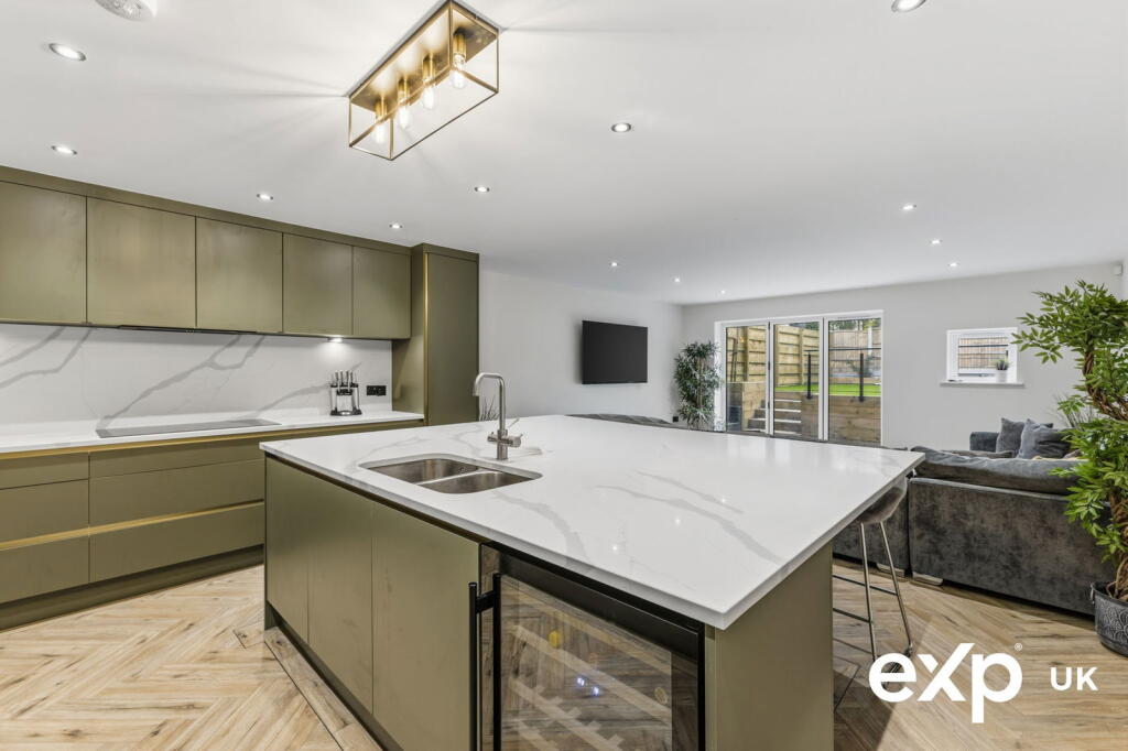 Nightingale Way, Ravenshead, P/X Available - More