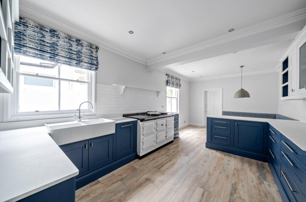 House in Brighton - View 4