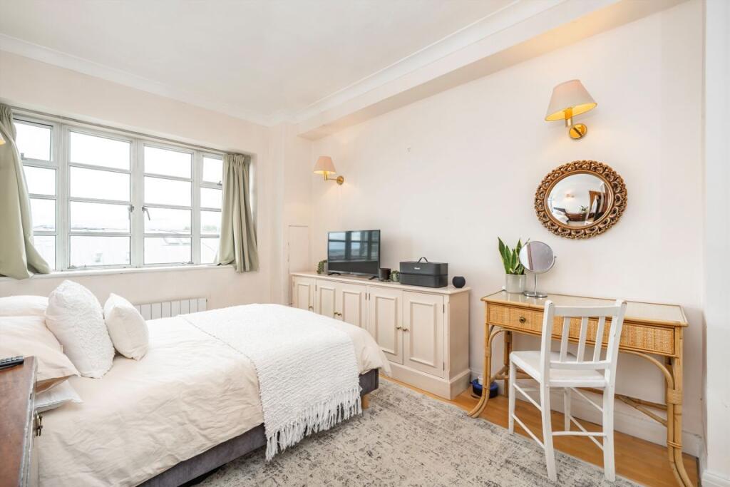 Apartment in London - View 4
