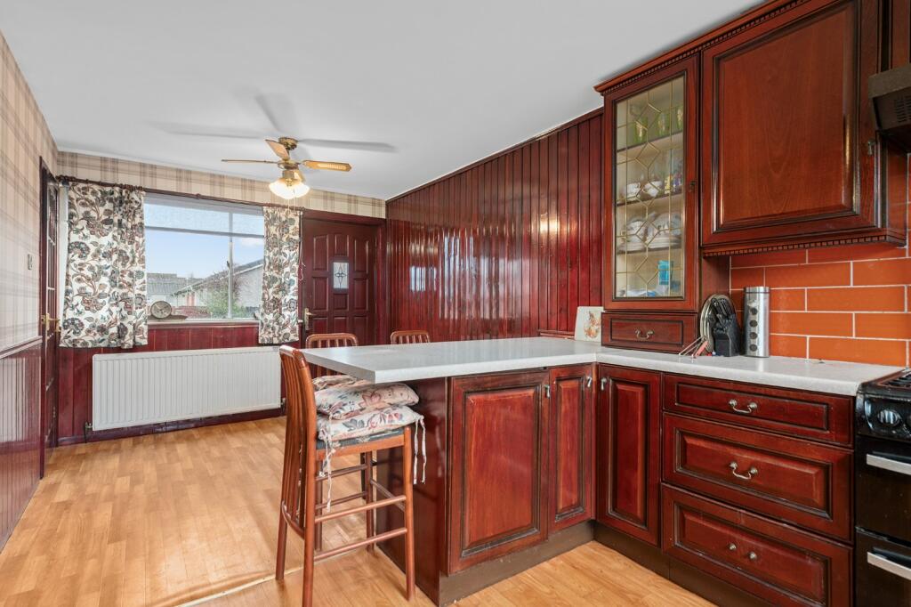 Muirfield Way, Deans, Livingston photo 4