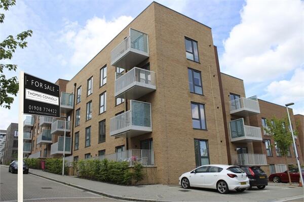 2-bed apartment on Nassau Court, Milton Keynes, Columbia Place, Campbell Park, MK9, £240,000