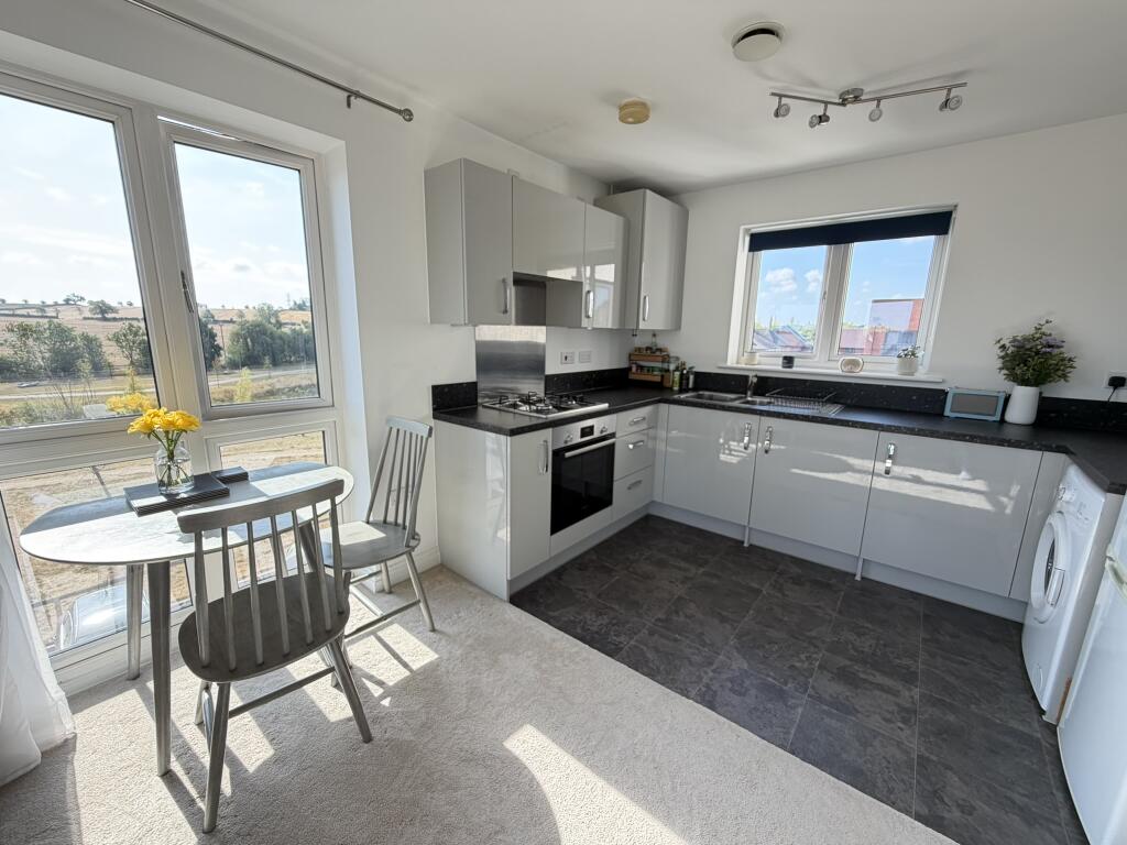 Apartment in Northampton - View 2