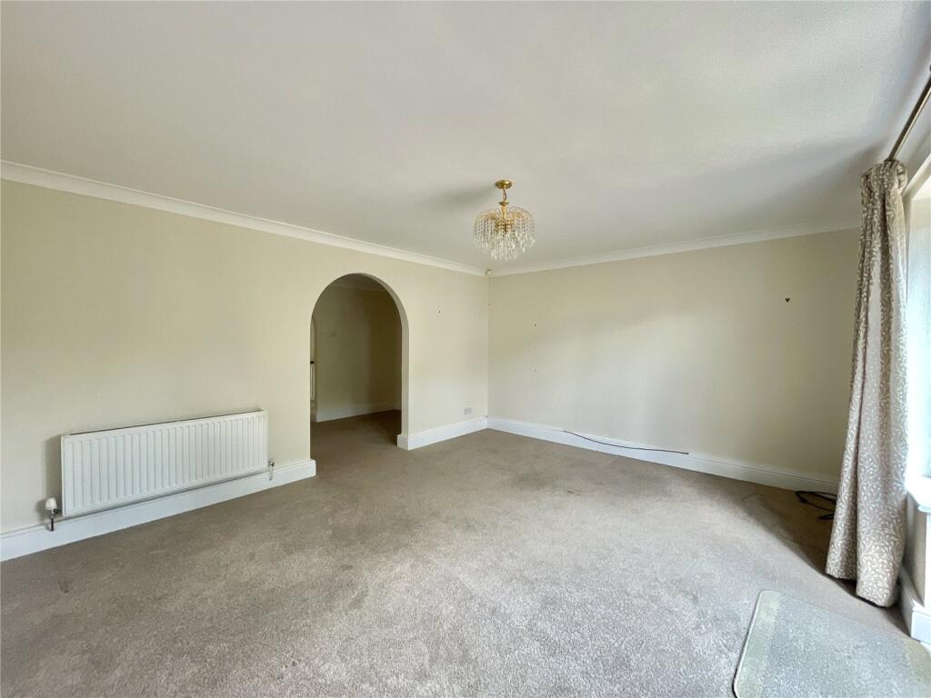 Apartment in Widnes, Halton - View 4