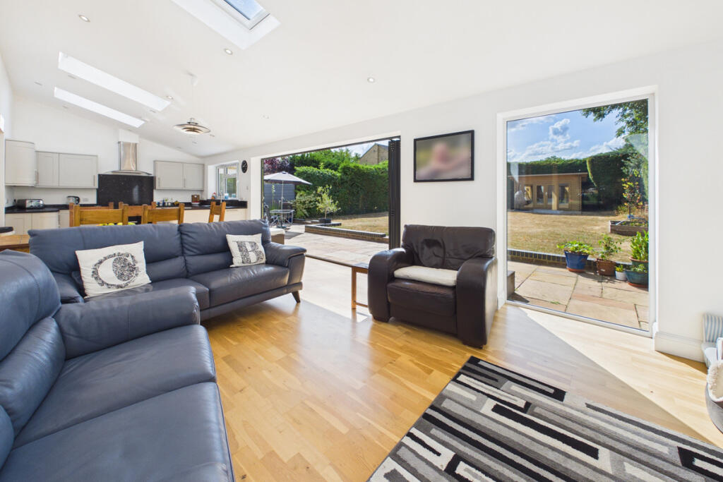 House in Hemel Hempstead - View 2