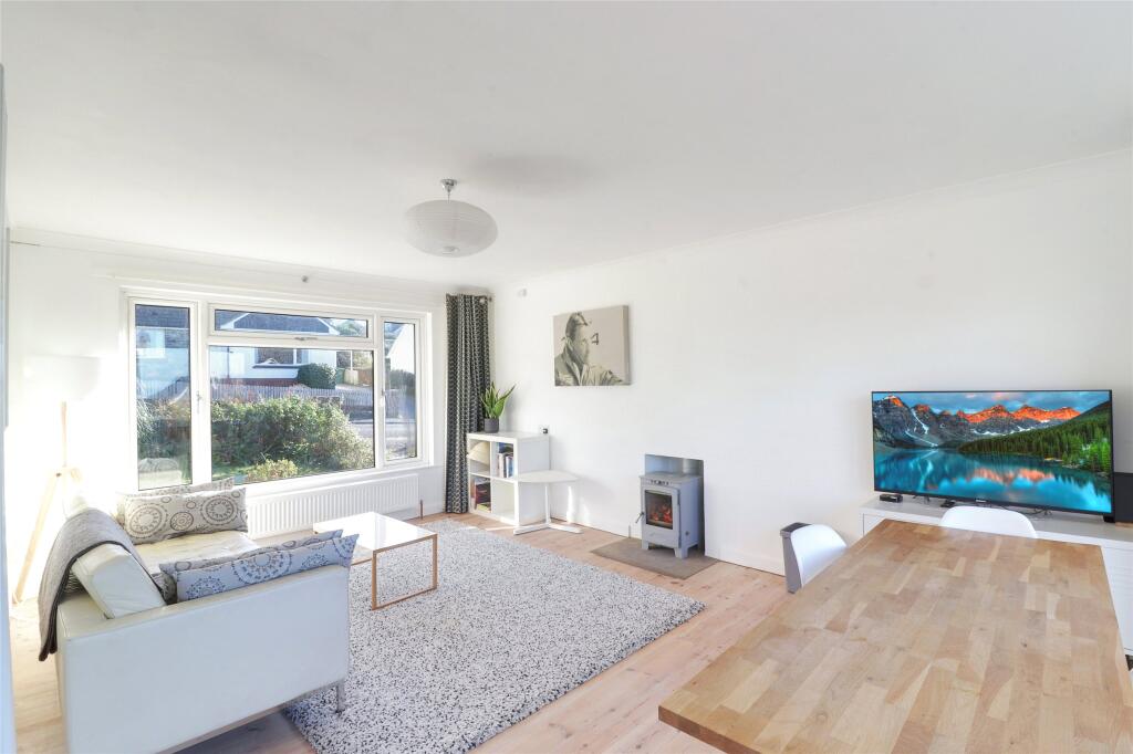 26, Fairfield, Ilfracombe, Devon, EX34 photo 3