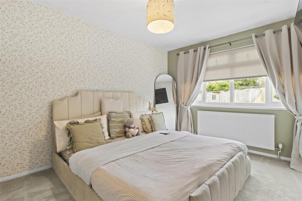 Oaktree Way, Hailsham photo 4