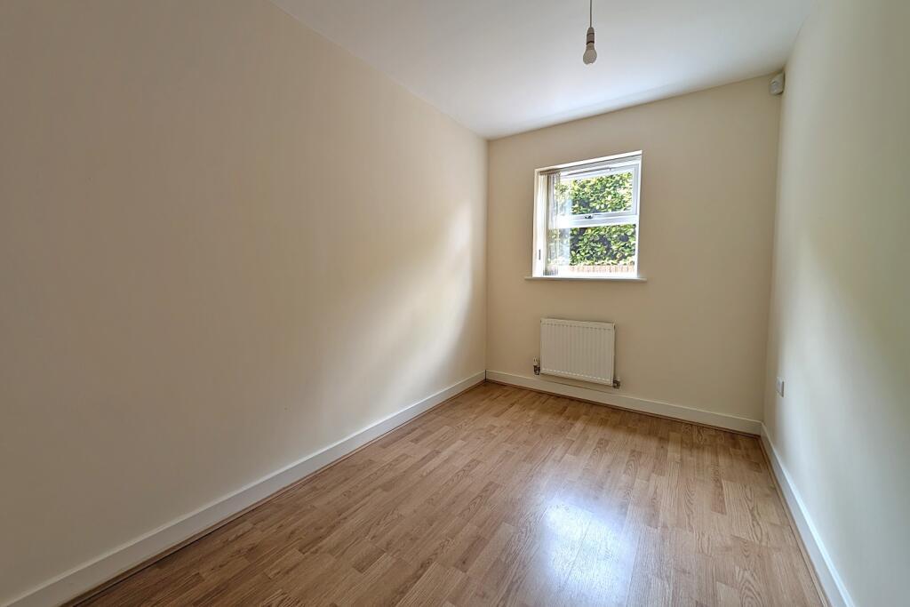 Apartment 4, Victoria Park, 4 Valley Road, Sheffield, South Yorkshire S8 9FY photo 4