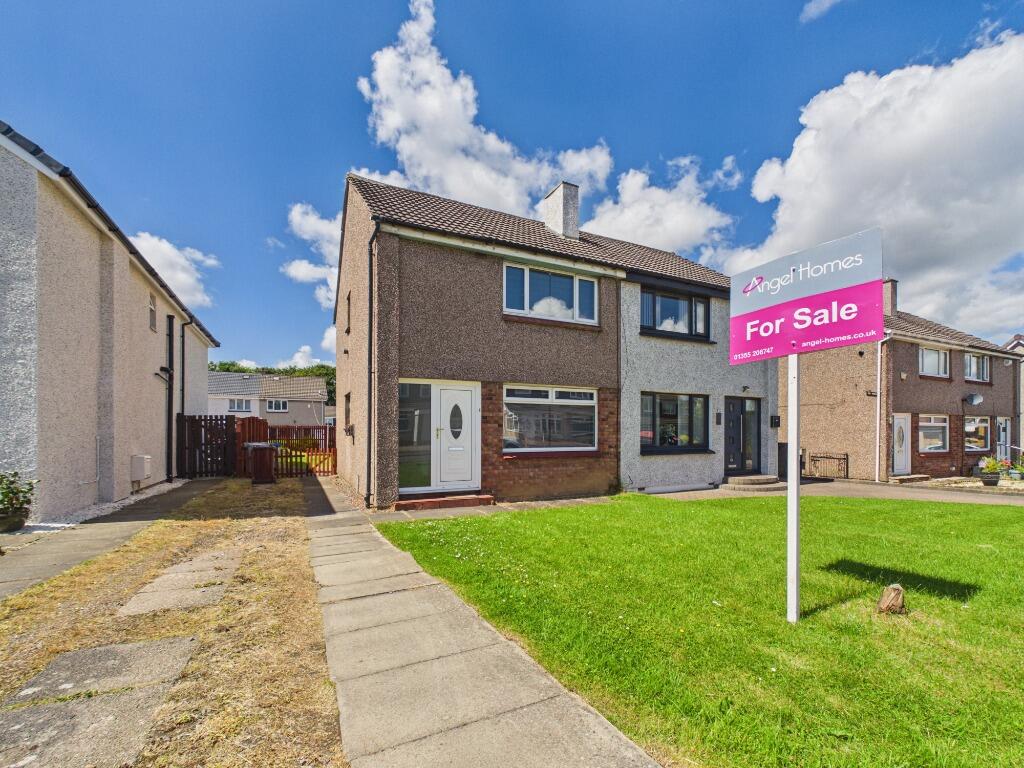 3-bed semi-detached on Dalwhinnie Avenue, Blantyre, South Lanarkshire, G72, £180,000