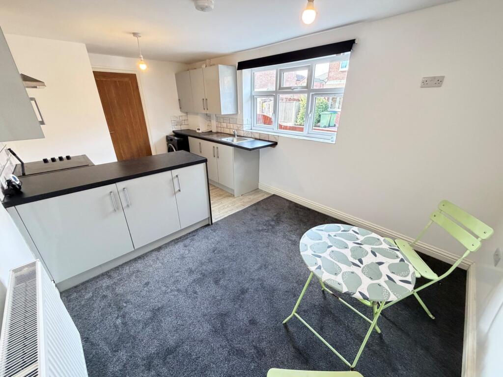Mordaunt Road, Inner Avenue, Southampton, SO14 6GQ photo 2