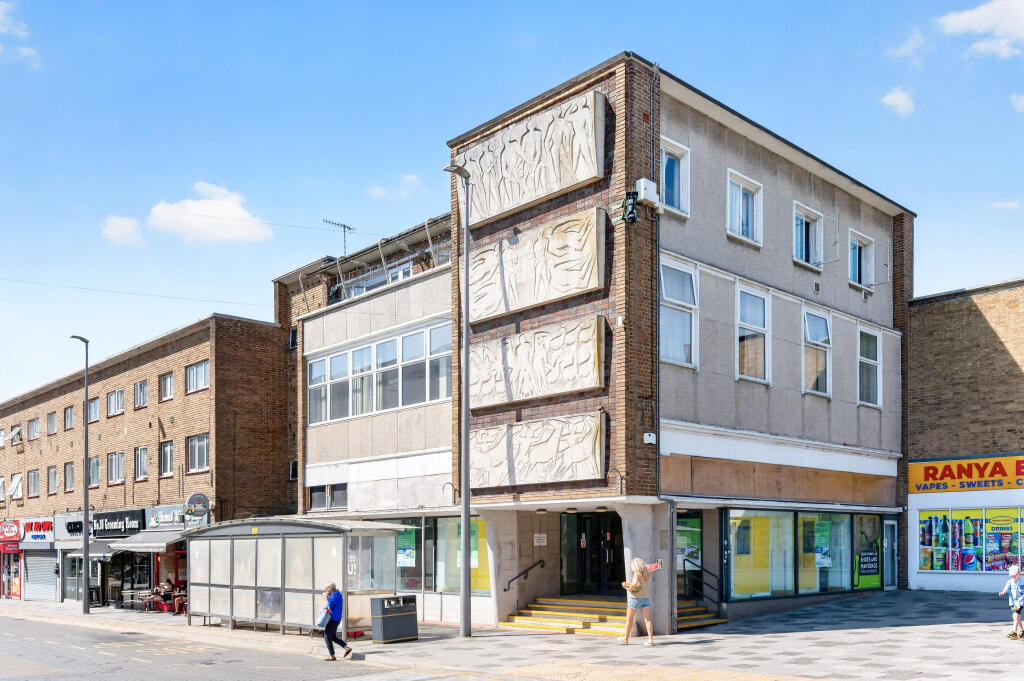 Main image of property: 6 Bridge Street, Hemel Hempstead, HP1 1EF