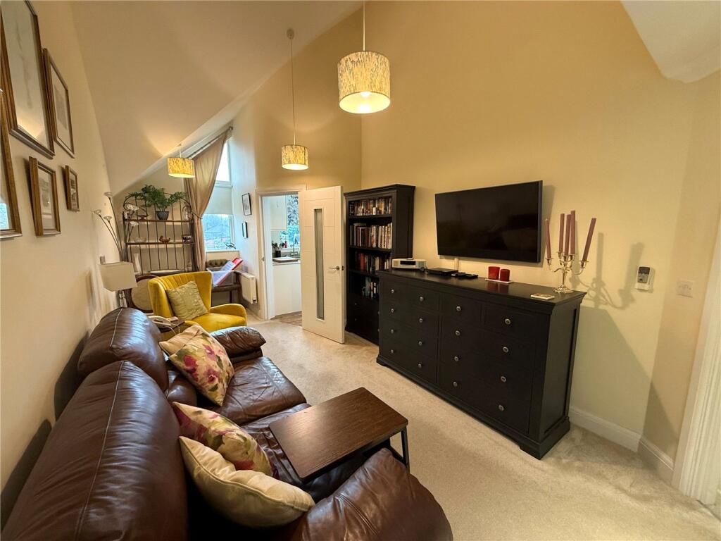 Duttons Road, Romsey, Hampshire, SO51 photo 2