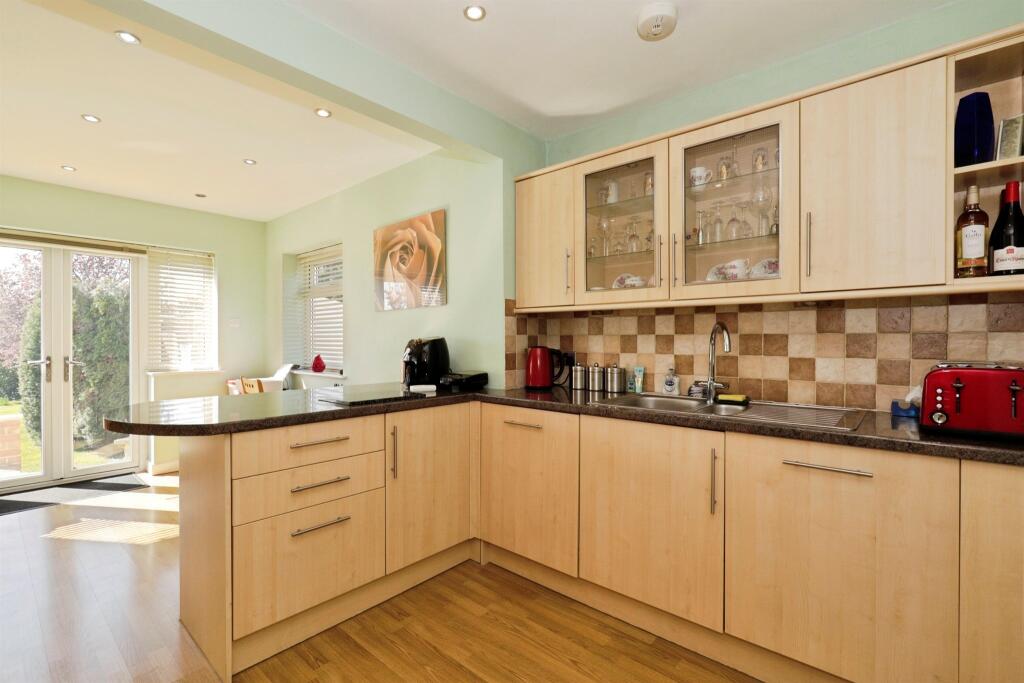 Forest Way, Harrogate photo 4