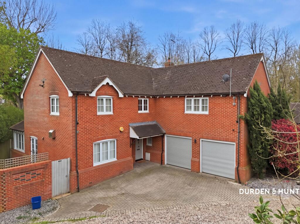 Main image of property: Epping Road, North Weald, CM16