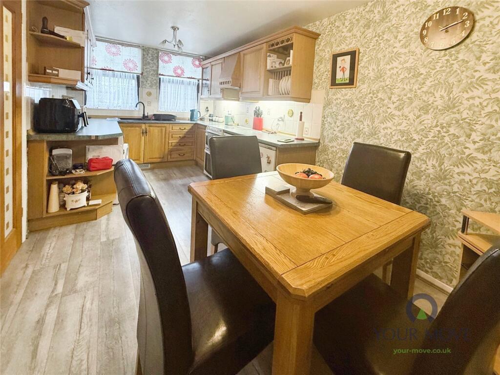 Fieldfare Road, London, SE28 photo 3