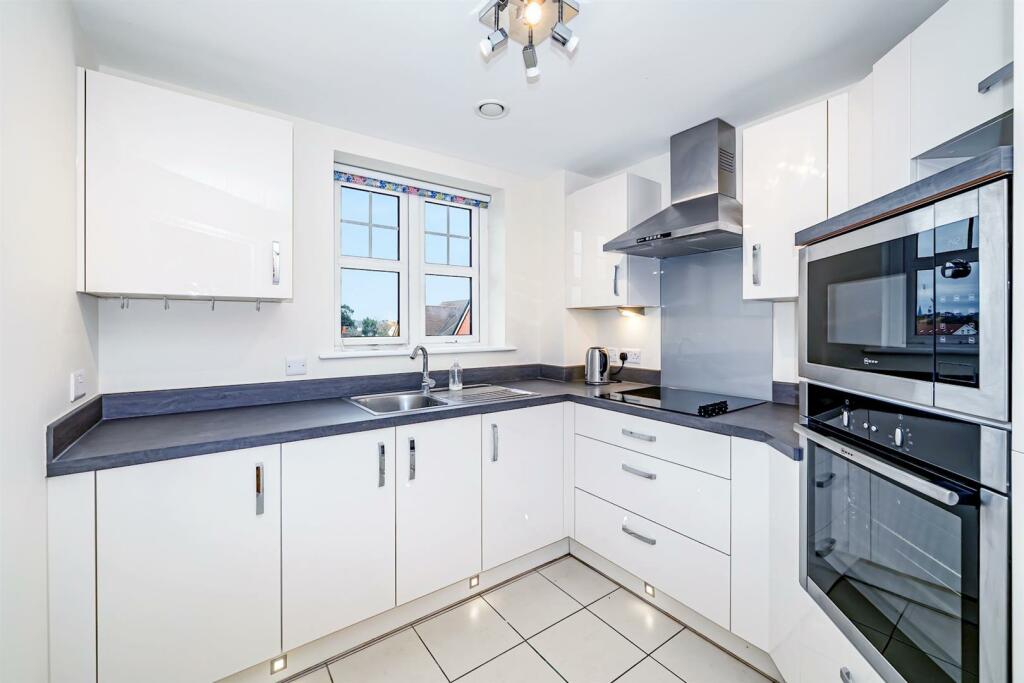 Main image of property: Swift House, St. Lukes Road, Maidenhead, Berkshire