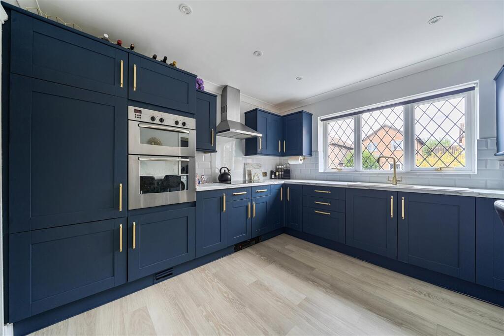House in Wantage, Stockham - View 4