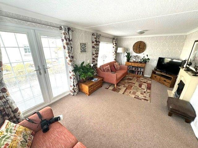 Totnes Road, Paignton, Devon, TQ4 7PZ photo 2