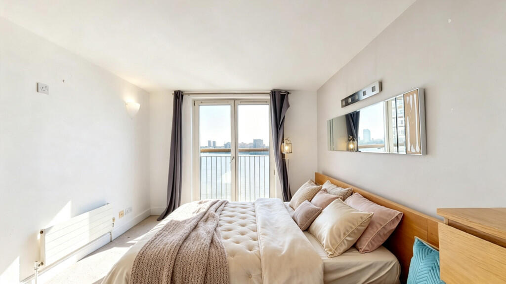 Main image of property: Waterman Building E14