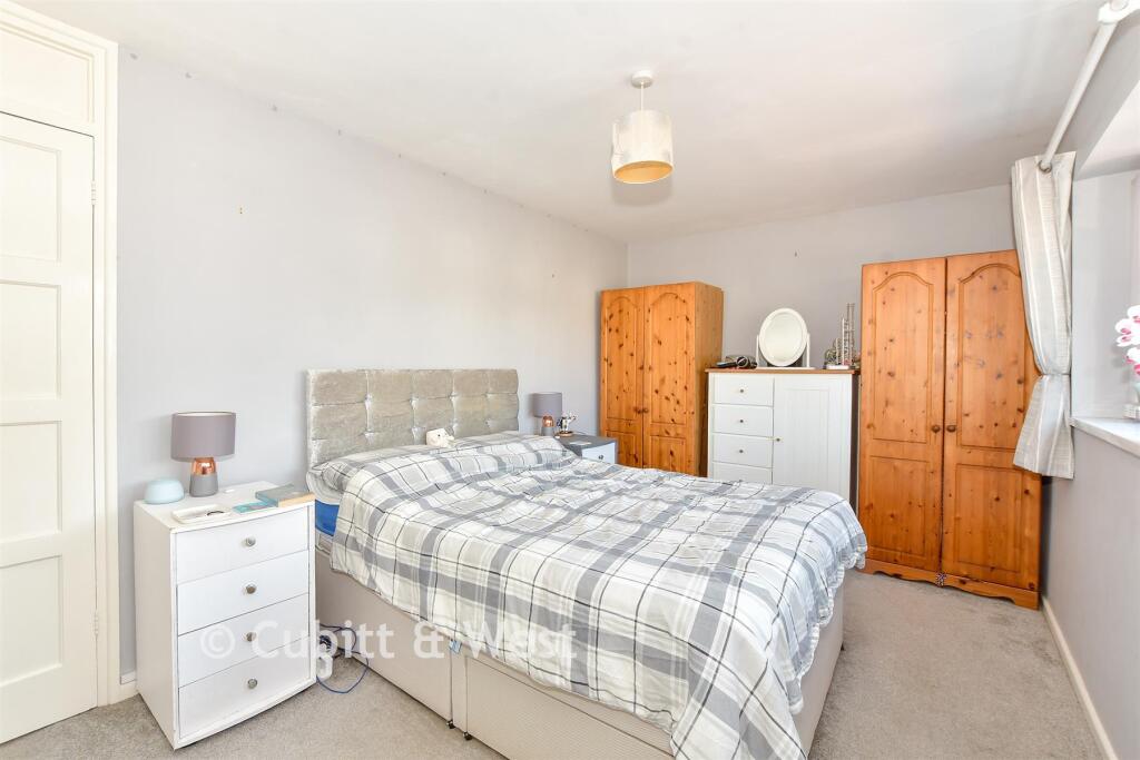 House in Havant, Hampshire - More
