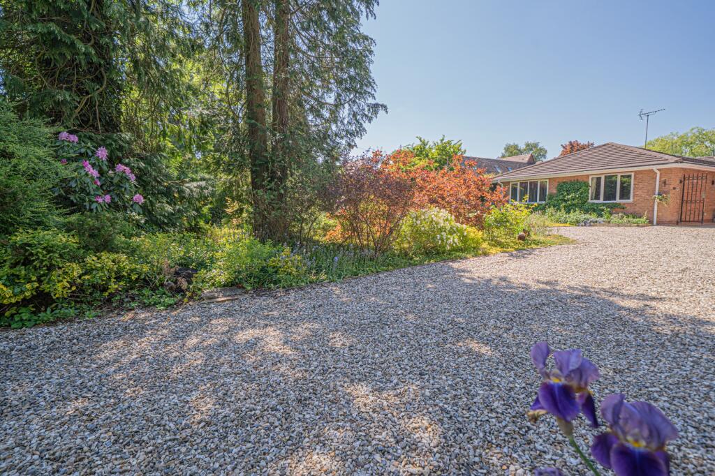 Four Ashes Road, Bentley Heath, B93