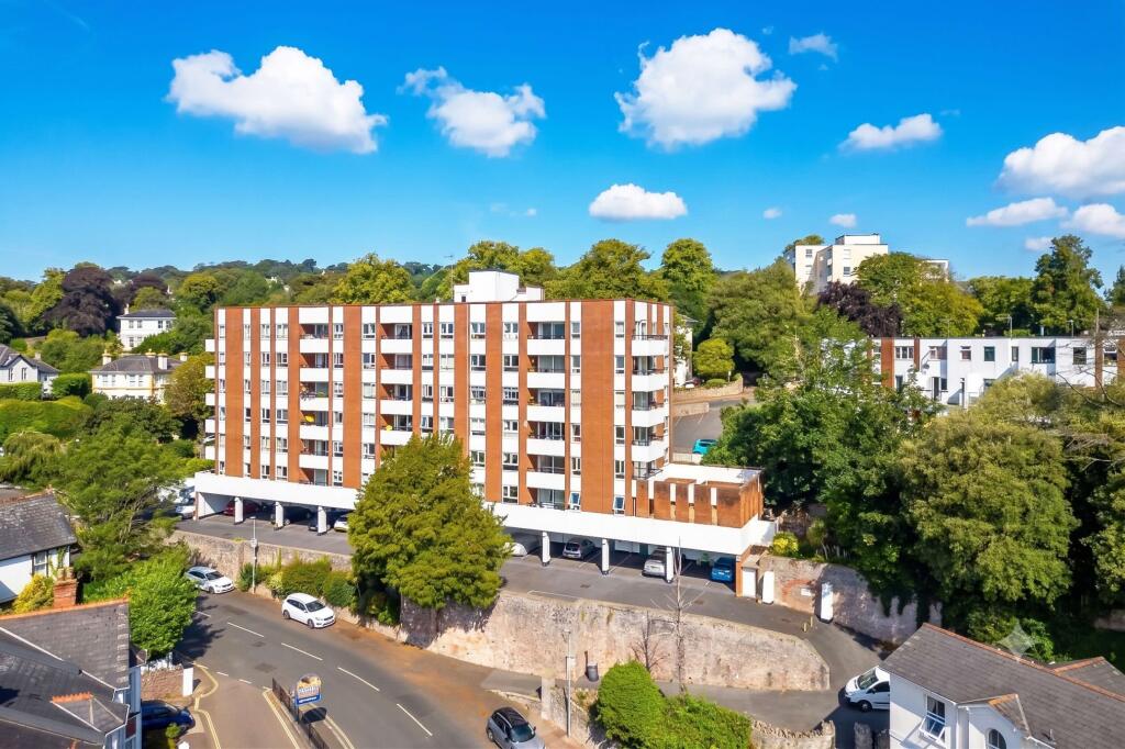 Apartment in Torquay, Wellswood - View 2