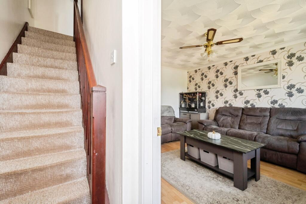 House in Plymouth - View 5