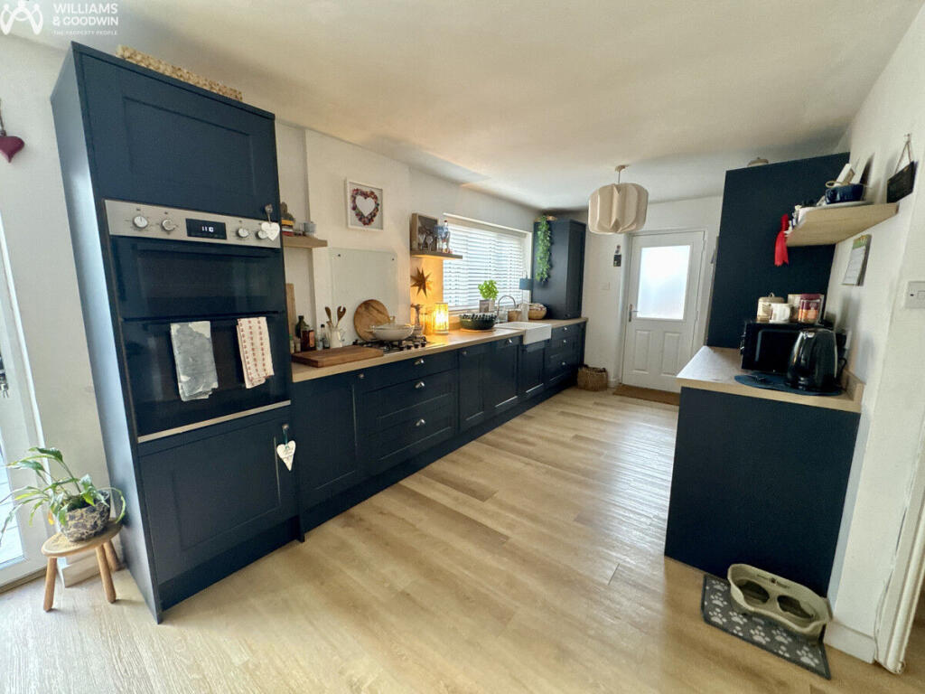 Garden Lane, Bodedern, Anglesey, LL65 photo 2